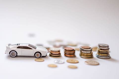 Avis Wins $650 Million Settlement Shares Jump