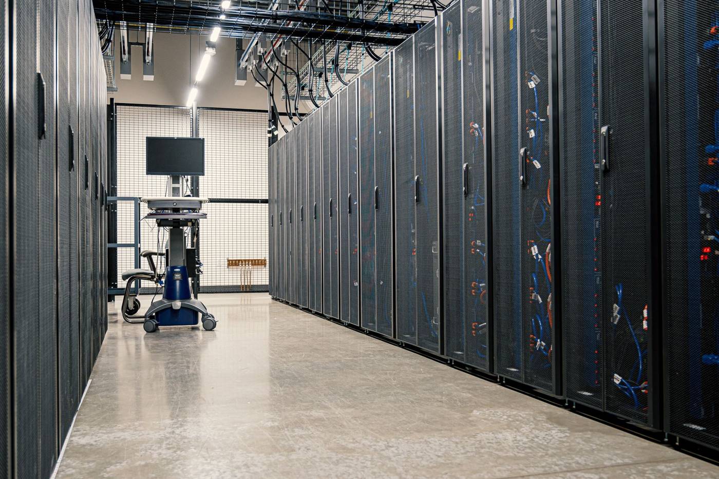 Data center power lines