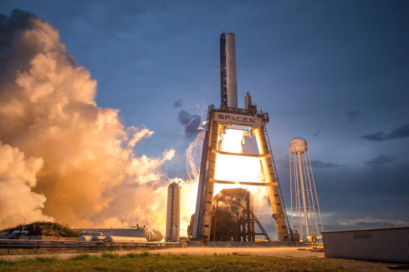 Elon musk spacex rocket launch