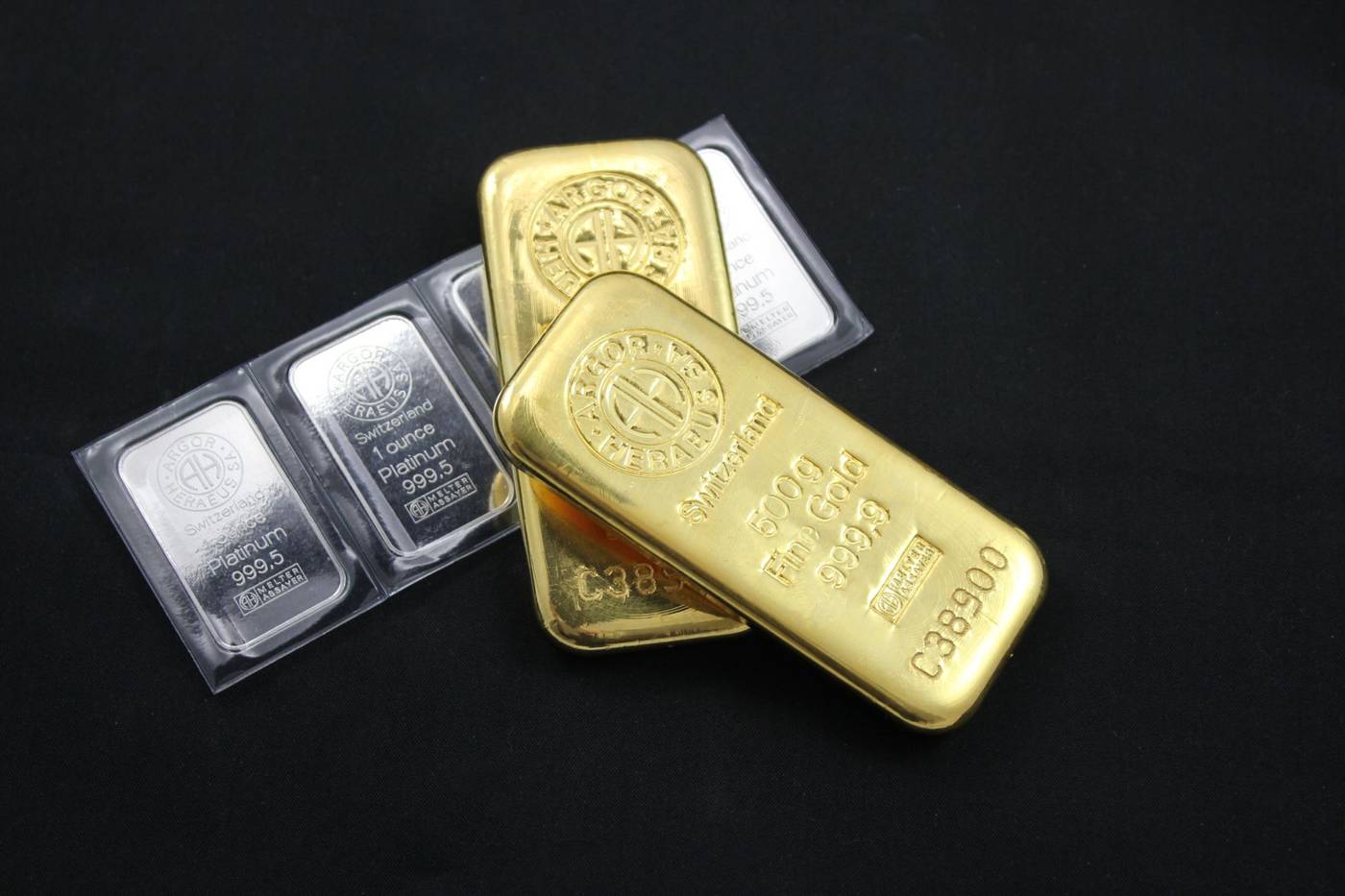 Gold bullion bars