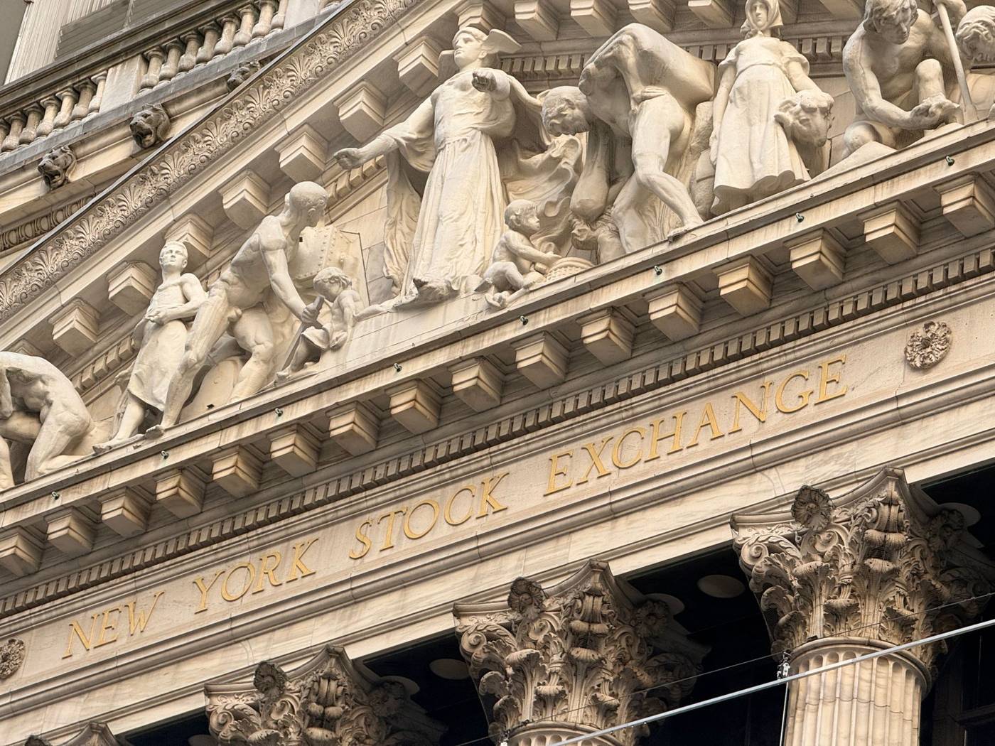 Stock market trading floor nyse