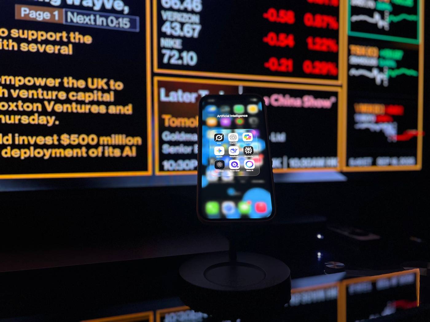 Tech Stocks Plummet as AI Faces Blame