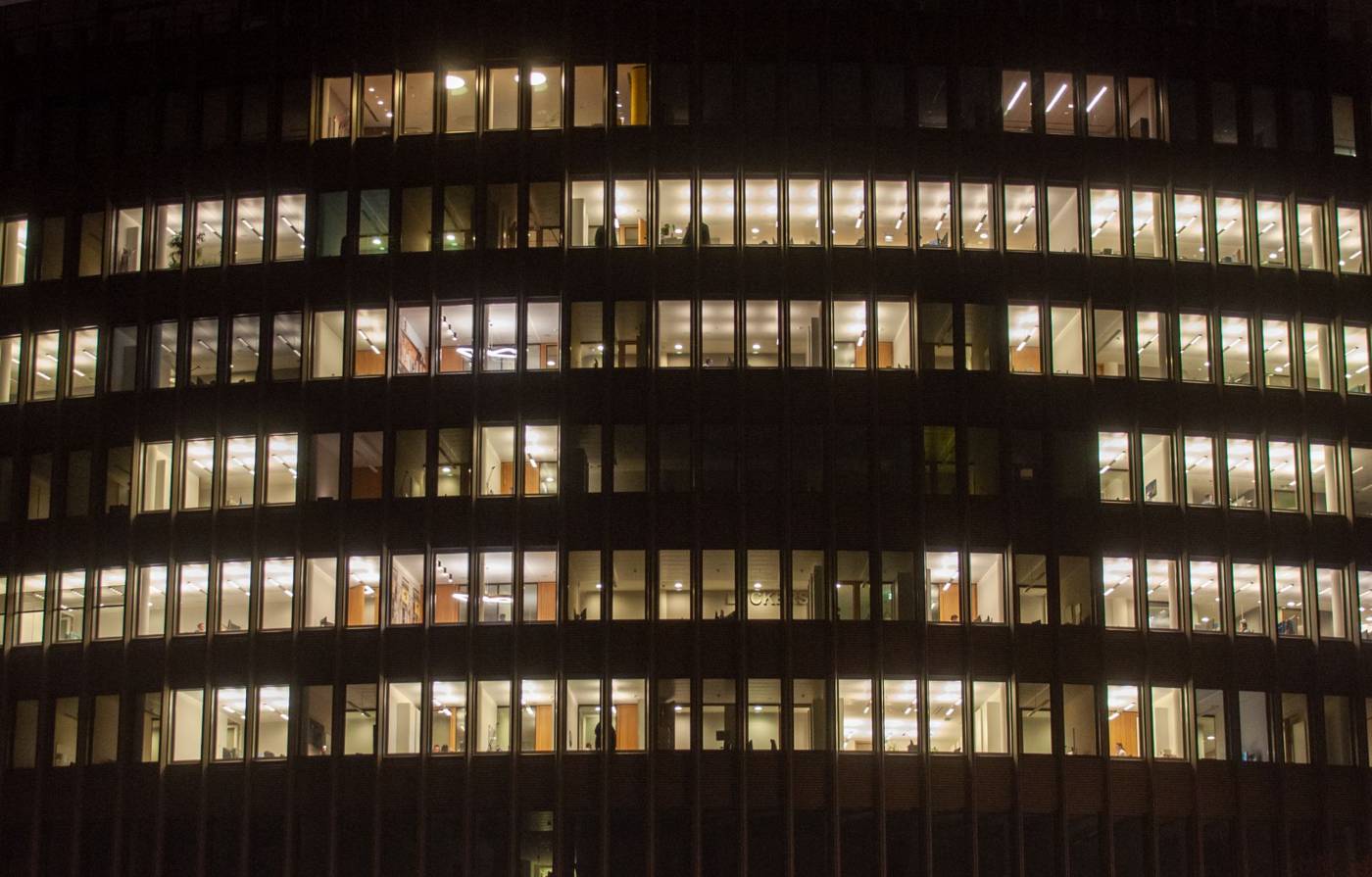 Warren buffett berkshire hathaway office